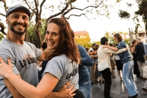 Málaga: GRUPPENERLEBNIS ARGENTINISCHER TANGO + WEIN + MINI-SHOW