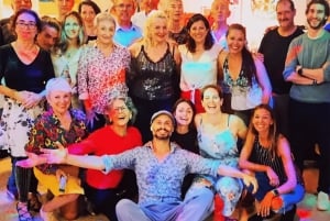 Málaga: GRUPPENERLEBNIS ARGENTINISCHER TANGO + WEIN + MINI-SHOW