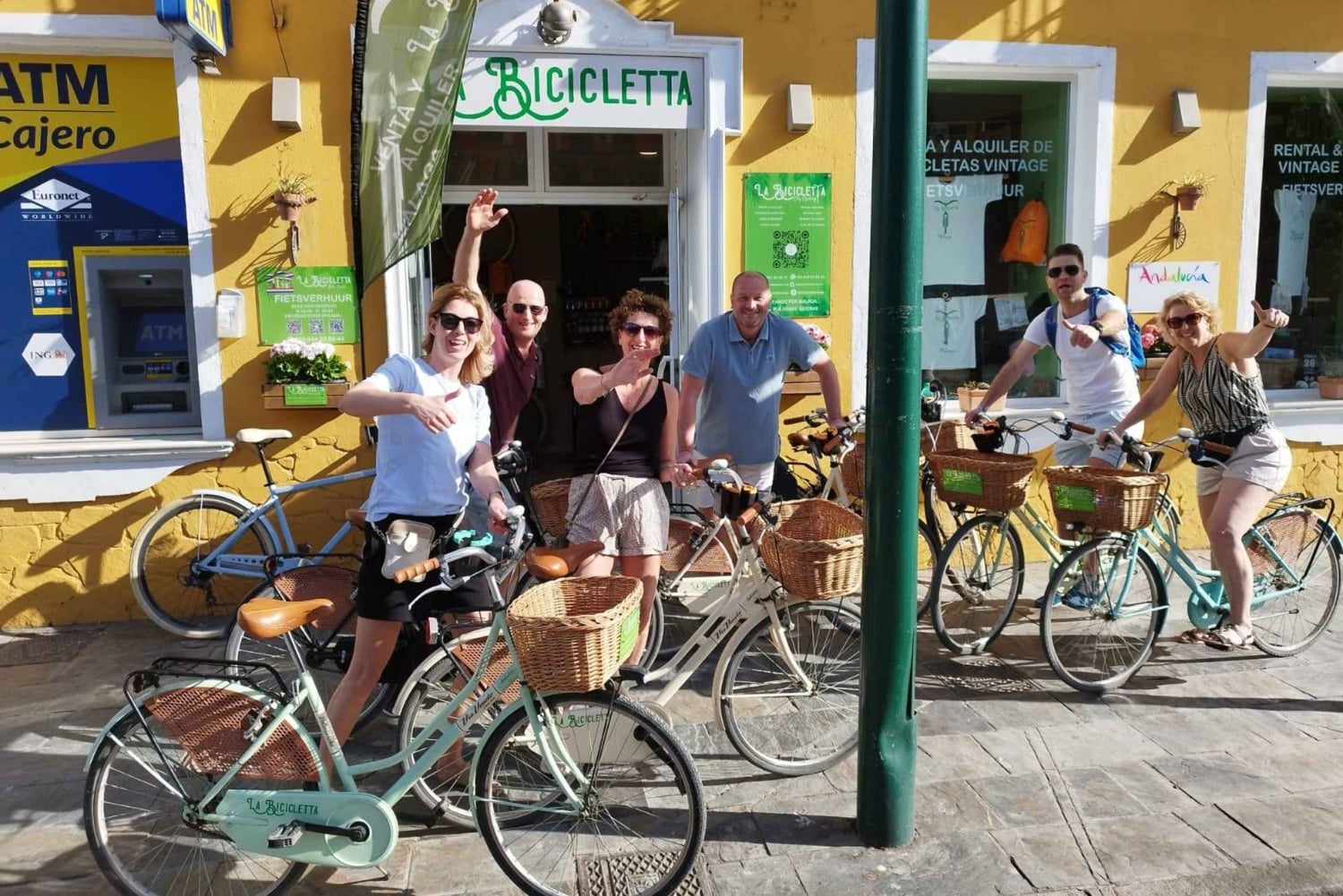 Malaga: Guided Bike Tour