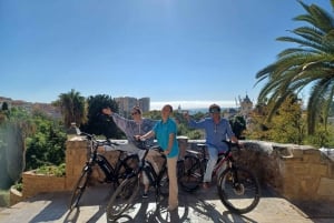 Malaga: wycieczka rowerem elektrycznym z przewodnikiem z całodniowym wypożyczeniem