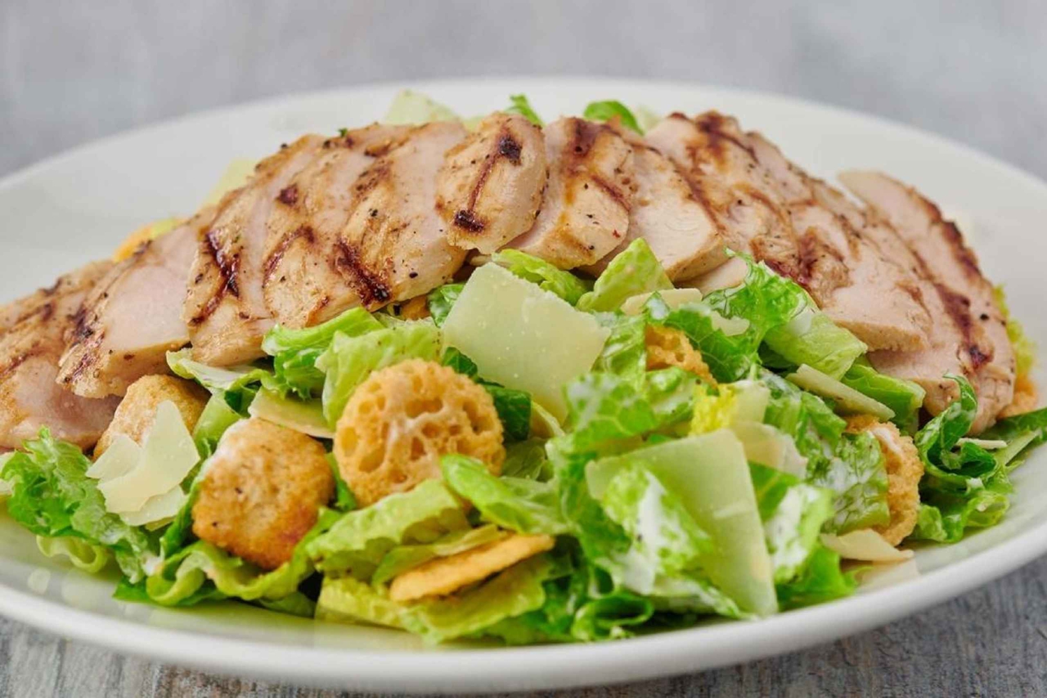 Malaga: Hard Rock Cafe Sisäänpääsy lounaalla tai illallisella