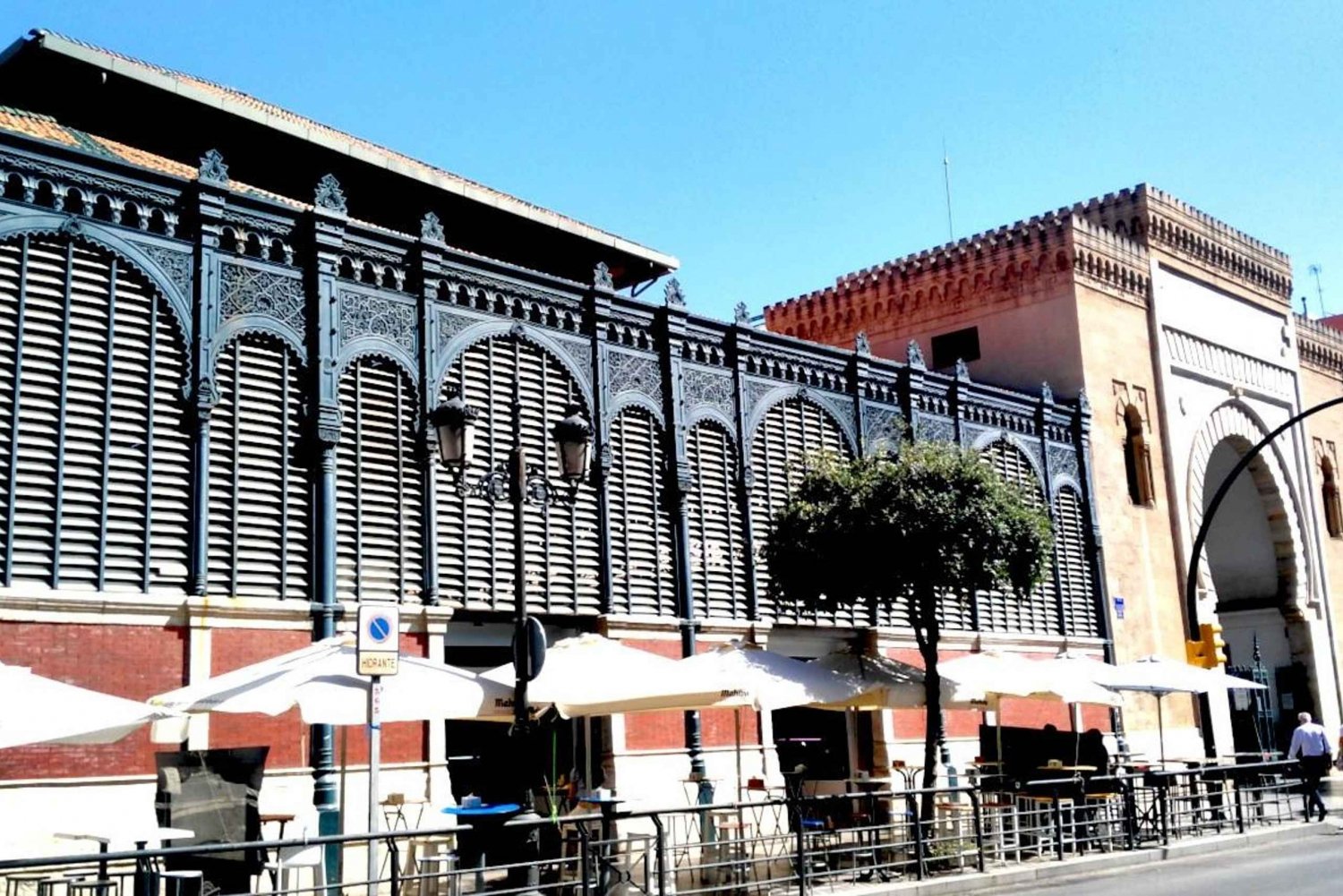 Málaga: Historic Center Walking Tour with Local Guide