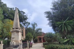 Malaga: historical tour of the English Cemetery