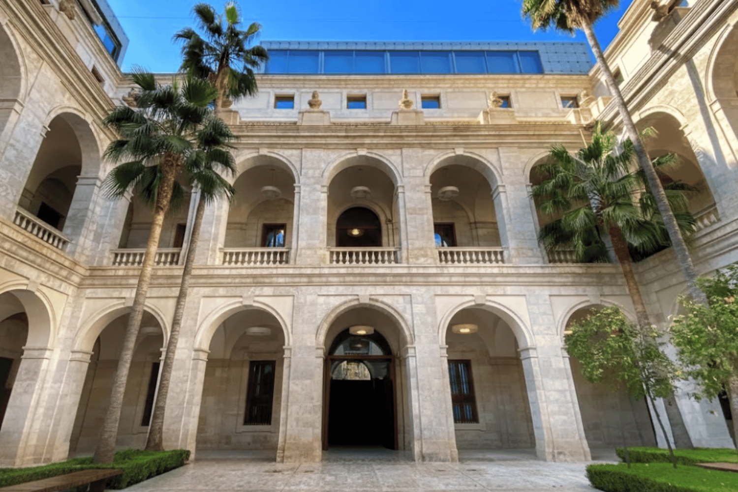 Málaga Monuments Tour: Cathedral, Museum, Alcazaba + Gelato