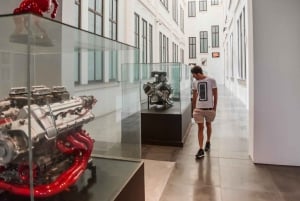 Malaga: Billett og omvisning på bilmuseum