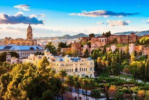 Málaga: Private Personalized Walking Tour