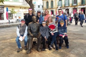 Málaga: Private Sightseeing Treasure Hunt