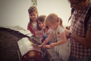 Málaga: Private Sightseeing Treasure Hunt