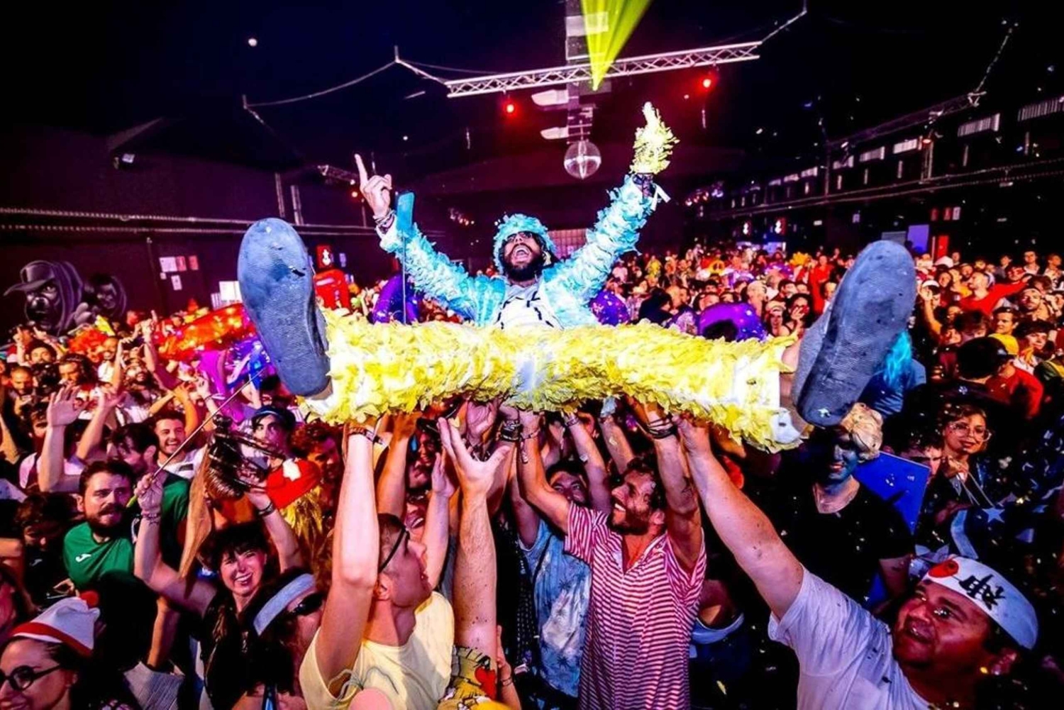 Málaga: Pub Crawl and Nightclubs in Torremolinos