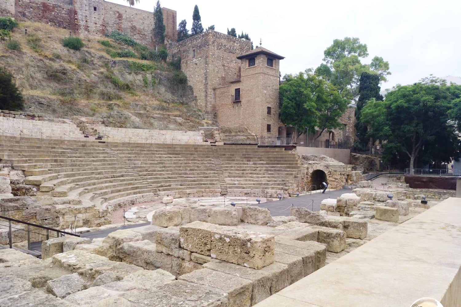 Malaga: Roman Theater and Alcazaba of Malaga Guided Tour