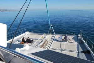 Malaga: Sailing Catamaran Sunset Cruise with Live DJ & Drink