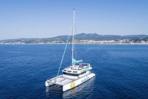 Málaga: Catamarã à vela com natação e almoço de paella