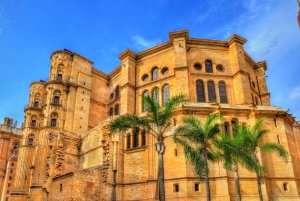 Malaga: punti salienti autoguidati Caccia al tesoro e tour a piedi