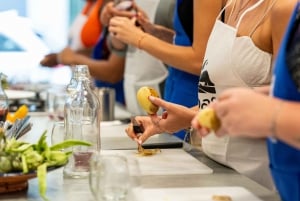 Málaga: Spanish Cooking Class with Paella, Sangria, and More