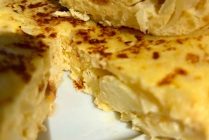 Malaga:Tapas Cooking Class with Local Grandmother/Abuela