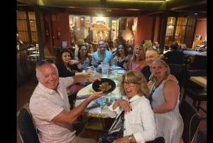 Málaga: Wine & Tapas Tour