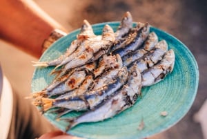 Malaga tuk-tuk tour: awesome views and sardine skewers
