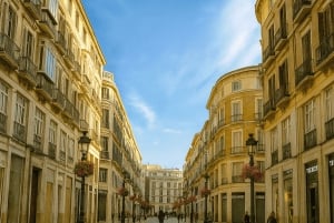 Málaga: Walking Tour for True Travelers
