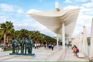 Malaga Walking Tour with Gibralfaro Castle & Alcazaba Visits