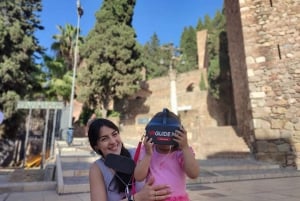 Malaga: Alcazaba, Picasso e molto altro. 5 esperienze VR a piedi!