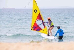 Malaga: Windsurfing lessons in Playa del Palo