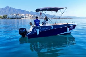 Marbella: Alugue um barco sem precisar de licença