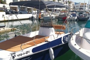 Marbella: Alugue um barco sem precisar de licença