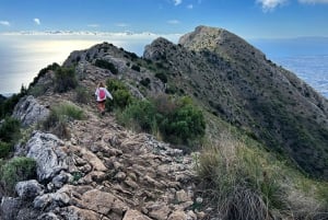 Marbella: Kiipeä La Conchan huipulle – opastettu vaellus kuljetuksella