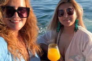 Marbella: Private Boat Rental with Skipper and Banana 2-8hrs