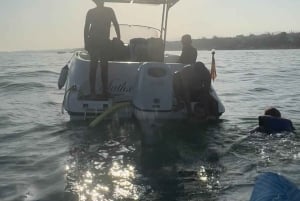 Marbella: Private Boat Rental with Skipper and Banana 2-8hrs