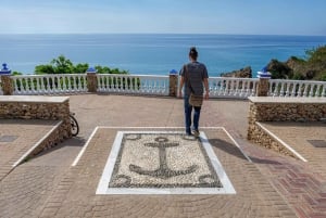 Nerja, Frigiliana e El Acebuchal: tour semi-privato di un giorno intero