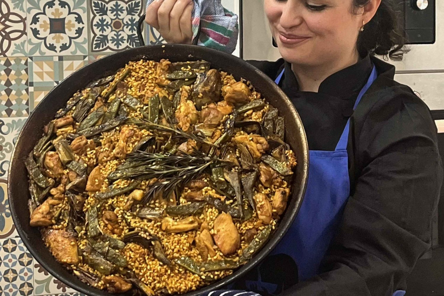 Málaga: Clase de cocina española con paella, sangría y más