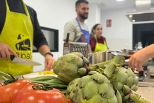 Málaga: Spanish Cooking Class with Paella, Sangria, and More