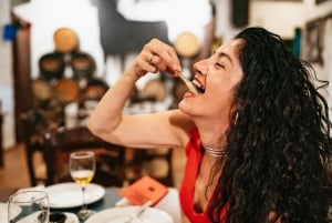 PREMIUM TAPAS TOUR: Tapas, Paella and Winery