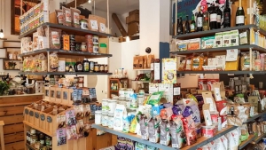Raw Attitude Vegan Deli & Juice Bar