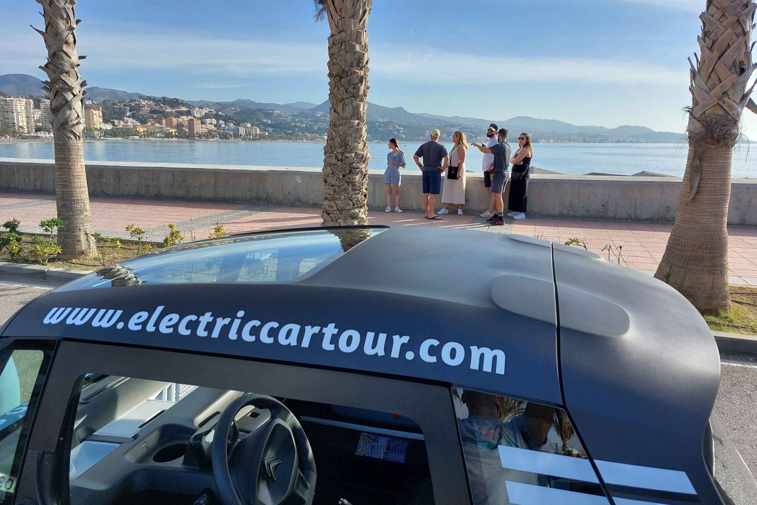 Romantic Night Tour of Málaga by Electric Car