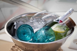 Sotogrande: Styled Outdoor Picnic with Tapas.