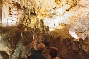 Torremolinos/Benalmadena: Nerja Caves Tour with Frigiliana
