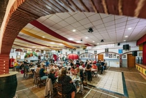 Torremolinos: Flamenco show with Dinner and Unlimited Drinks