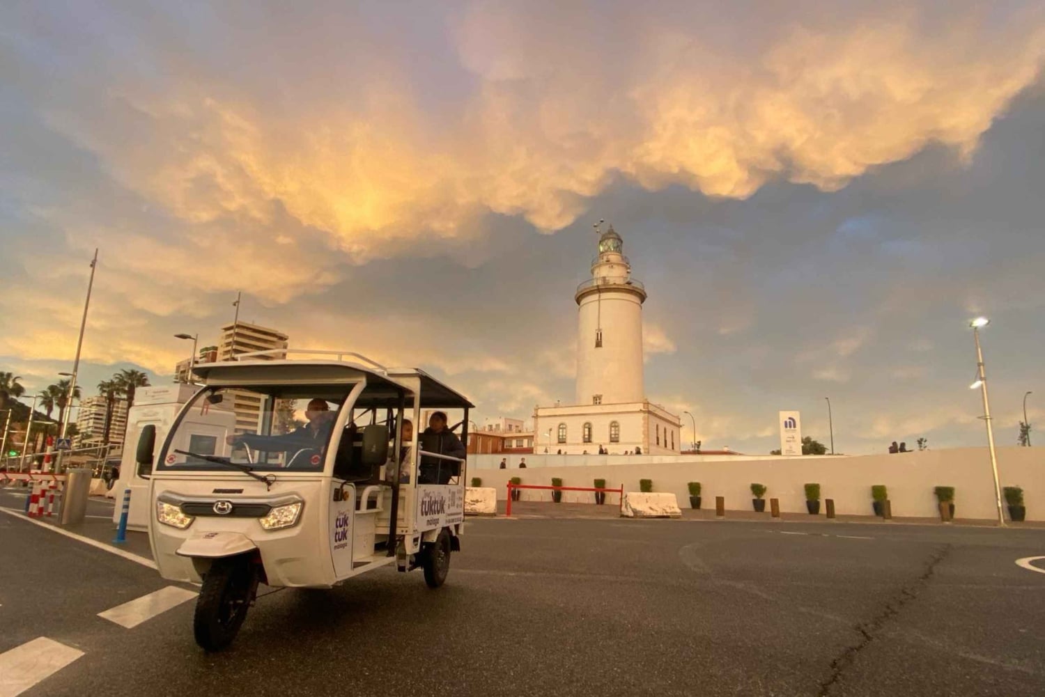 Tuk-Tuk-Tour durch Málaga