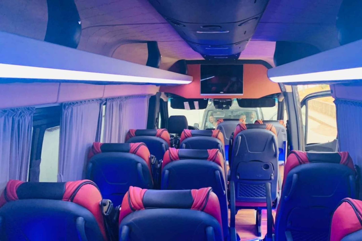 Vip-kuljetus Malagan lentokentältä Marbellaan