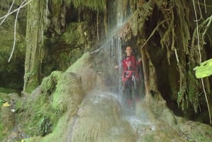 Yunquerasta: Yksityinen Canyoning-retki Zarzalones-kanjoniin