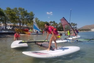 Bahía de Alacudia: curso de windsurf de 2 horas
