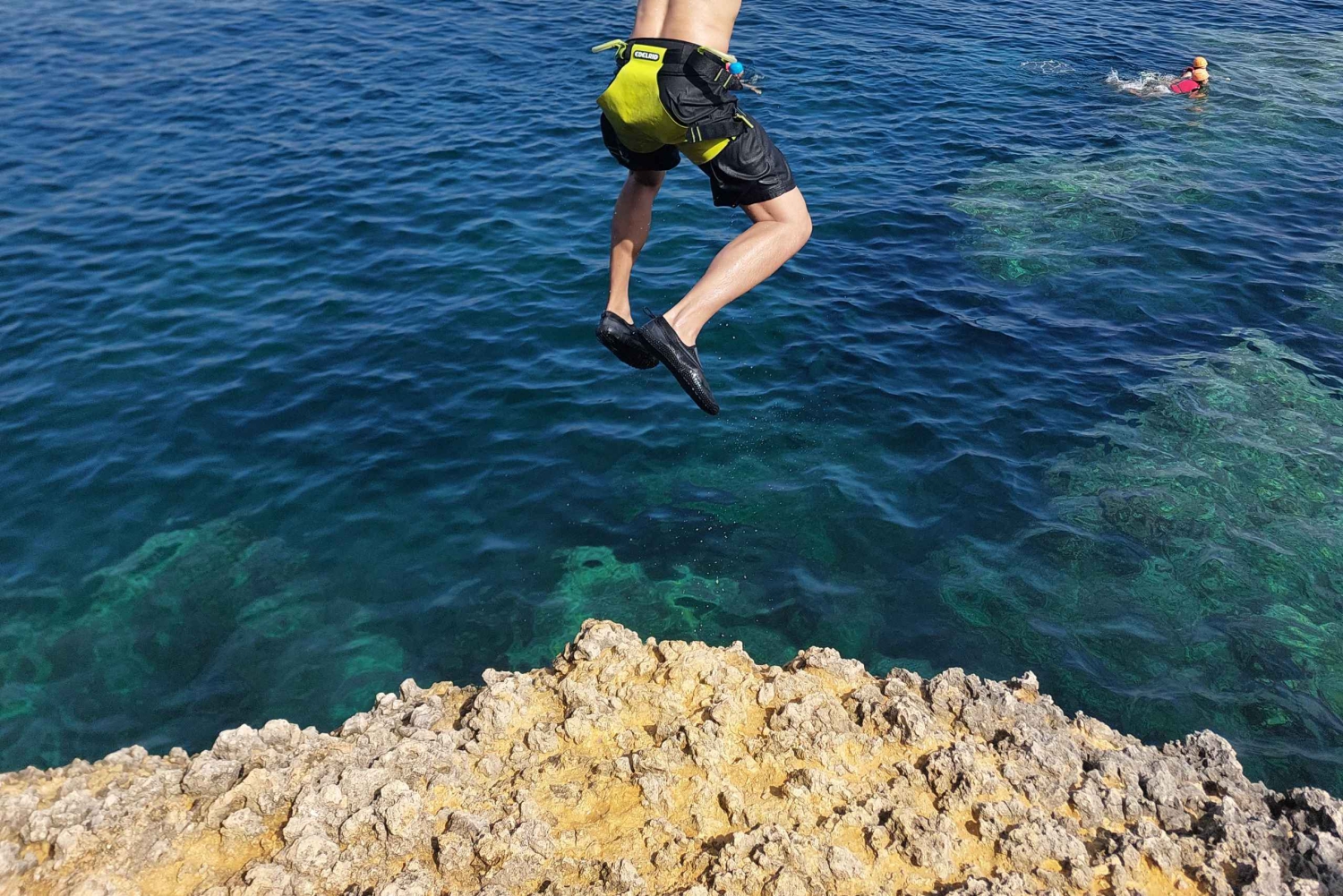 アルクディア：コーステリングクリフジャンプ