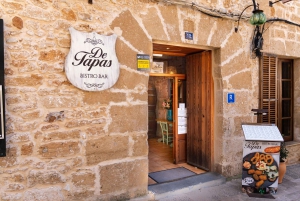 Alcudia : visite guidée avec dégustation de vins et de tapas gastronomiques
