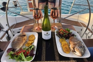 Alcudia: romantica gita in barca a vela con cena per 2