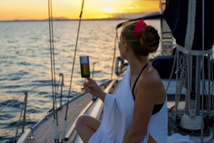 Alcudia: Romantic Sailing Trip with Diner for 2