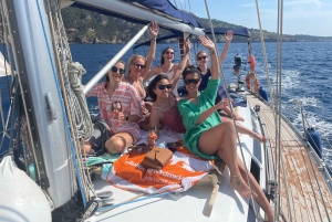 Alcudia: Utflykt med segelbåt och vin & tapas