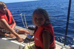 Alcudia: Sailing Yacht Excursion with Wine & Tapas