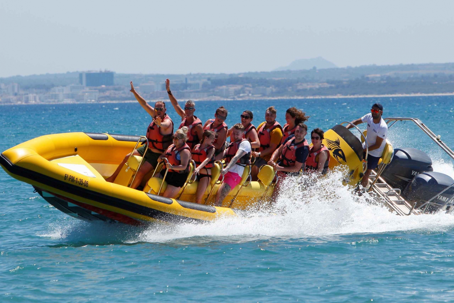 Alcudia: Speedboat Tour of Northern Mallorca & Hotel Pickup